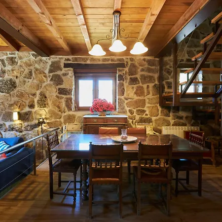 A Escasa Distancia De Avila By Alterhome 아파트 *