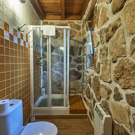 A Escasa Distancia De Avila By Alterhome 아파트