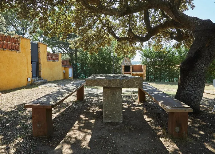 A Escasa Distancia De Avila By Alterhome 아파트