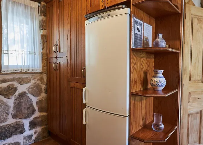 A Escasa Distancia De Avila By Alterhome